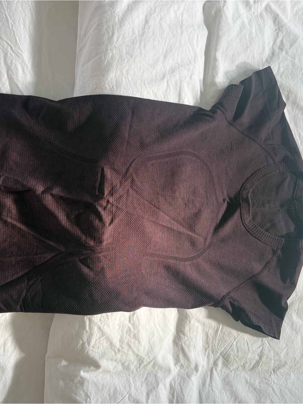 Women's Lulu short sleeve workout top